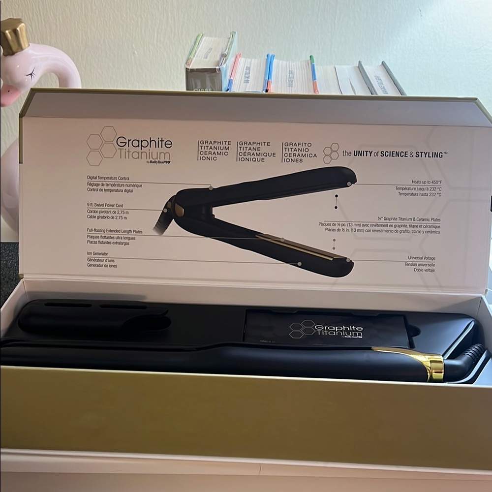 BaByliss Graphite Titanium Hair Straightener